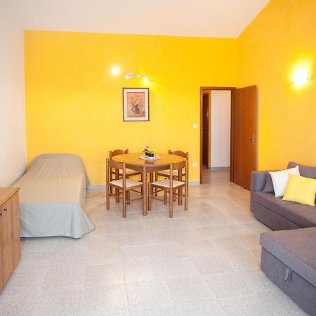 Apartments By The Sea Rastici, Ciovo - 2104 Трогир Номер фото